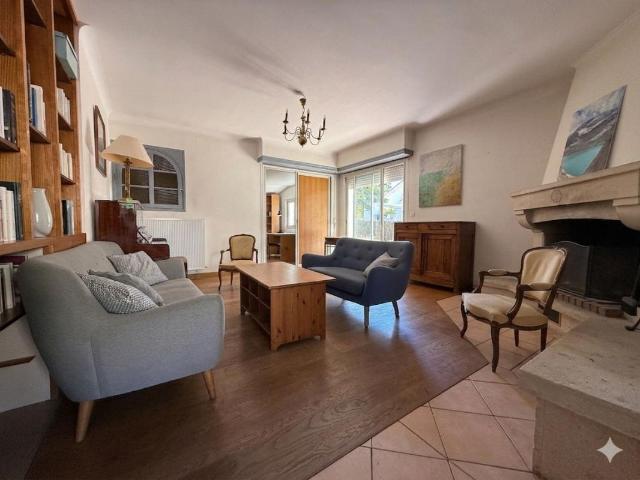 Maison 8 pièces 190 m²