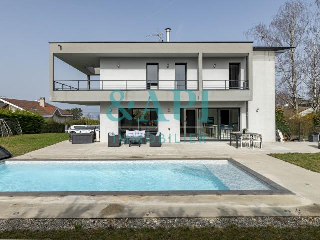 Maison 8 pièces 190 m²