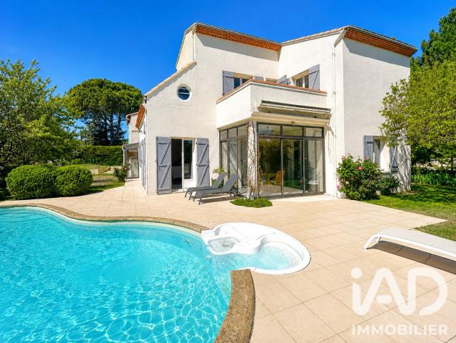 Maison 8 pièces 190 m²