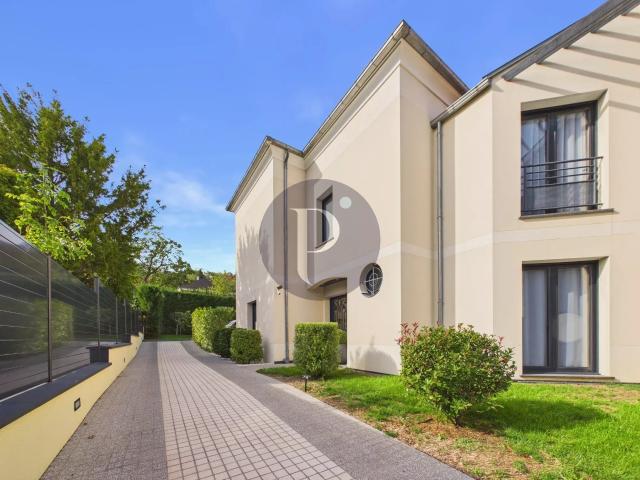 Maison 8 pièces 190 m²