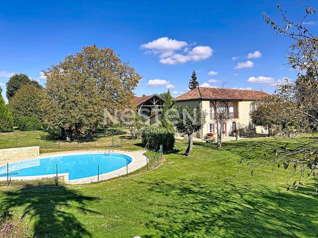 Maison 8 pièces 190 m²