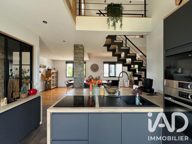 Maison 8 pièces 190 m²