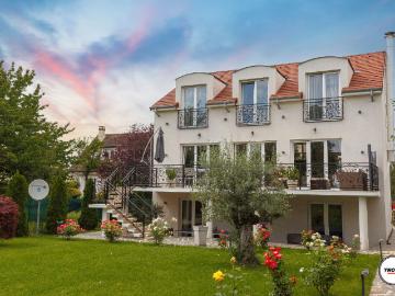 Maison 8 pièces 190 m²