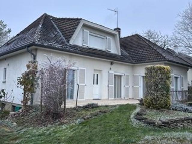 Maison 8 pièces 190 m²