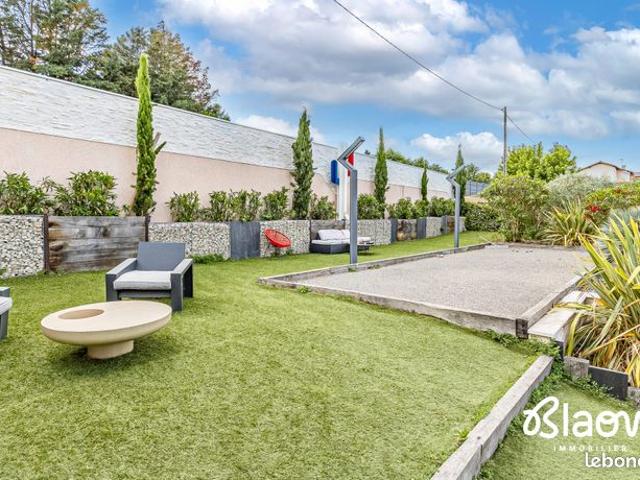 Maison 8 pièces 190 m²