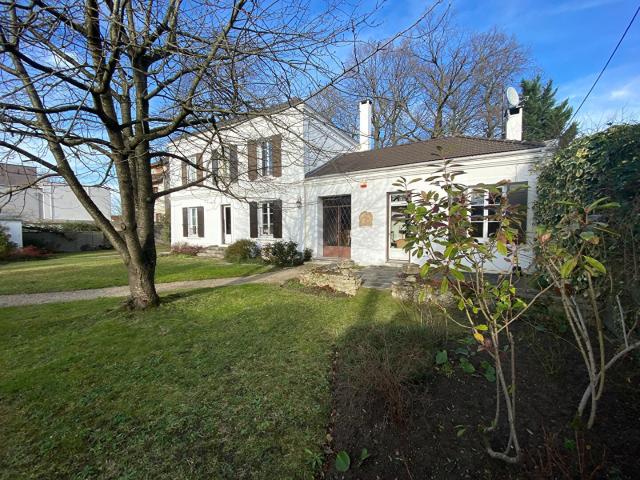 Maison 8 pièces 191 m²