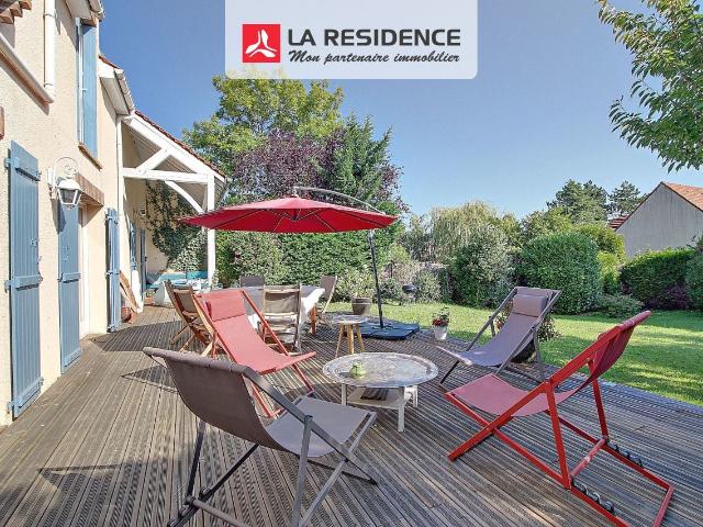 Maison 8 pièces 191 m²