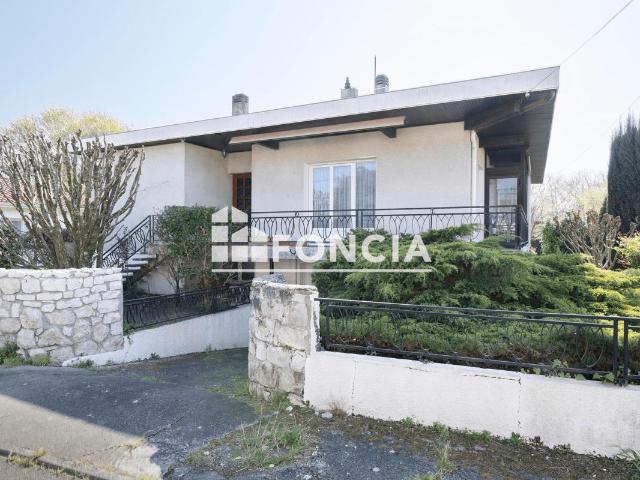 Maison 8 pièces 191 m²