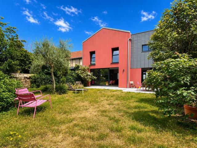 Maison 8 pièces 191 m²