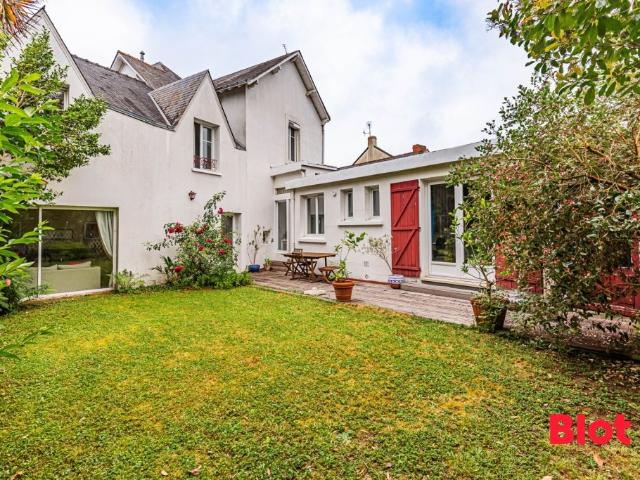 Maison 8 pièces 191 m²