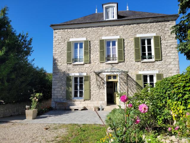 Maison 8 pièces 191 m²