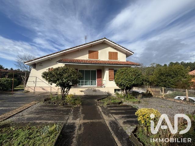 Maison 8 pièces 191 m²