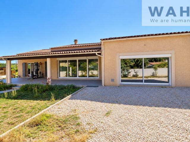 Maison 8 pièces 192 m²