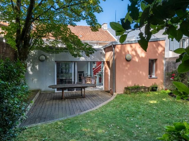 Maison 8 pièces 192 m²