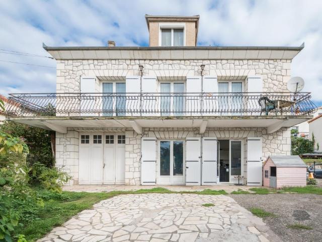 Maison 8 pièces 192 m²