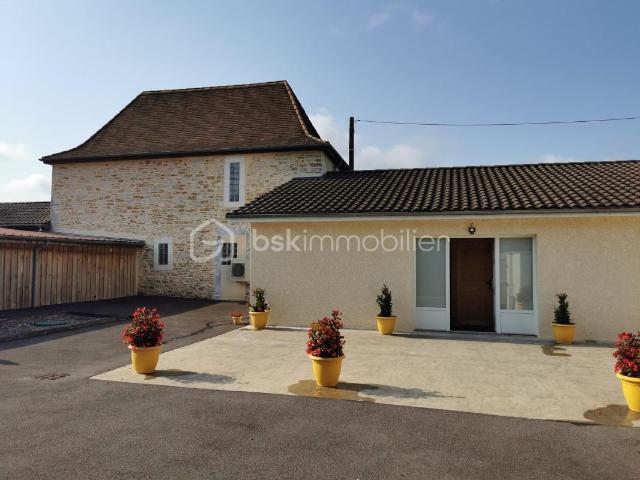 Maison 8 pièces 192 m²