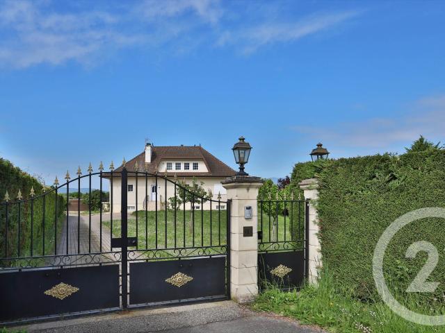 Maison 8 pièces 192 m²