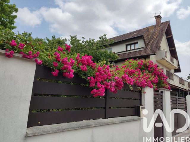 Maison 8 pièces 192 m²