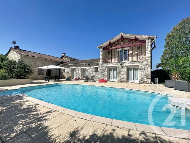 Maison 8 pièces 192 m²
