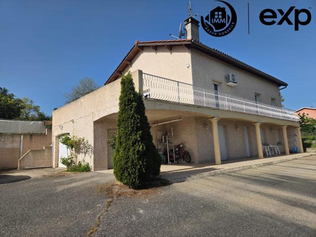Maison 8 pièces 193 m²