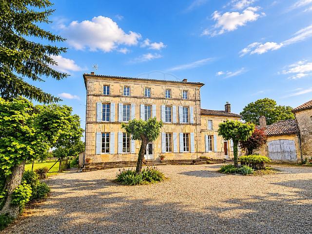 Maison 8 pièces 193 m²