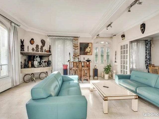 Maison 8 pièces 193 m²