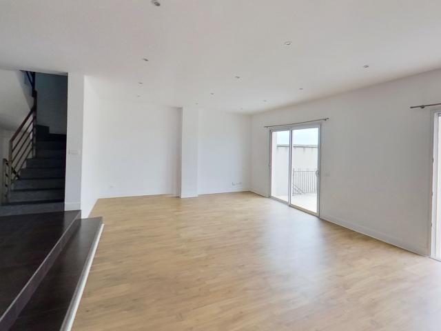 Maison 8 pièces 204 m²