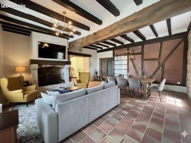 Maison 8 pièces 204 m²