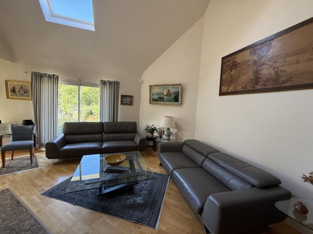 Maison 8 pièces 204 m²