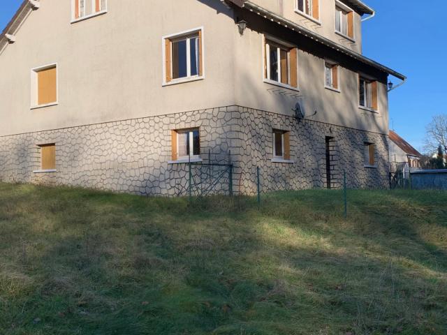 Maison 8 pièces 204 m²