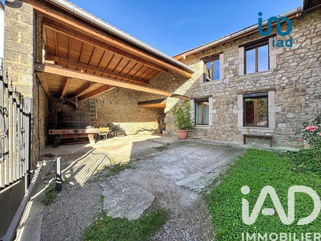 Maison 8 pièces 204 m²
