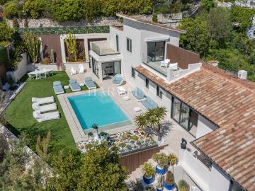 Maison 8 pièces 204 m²