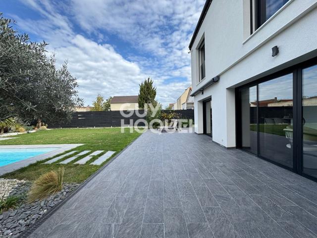 Maison 8 pièces 204 m²
