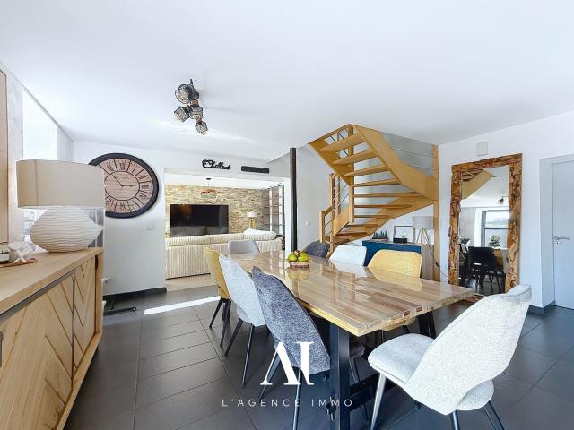 Maison 8 pièces 204 m²