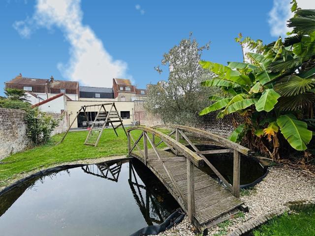 Maison 8 pièces 205 m²