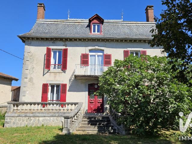 Maison 8 pièces 205 m²