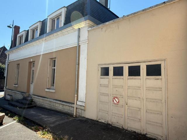 Maison 8 pièces 205 m²