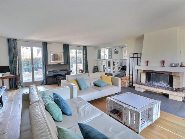 Maison 8 pièces 205 m²