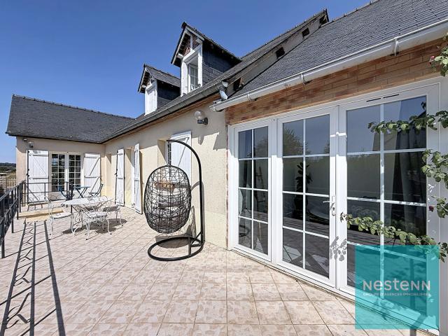 Maison 8 pièces 205 m²
