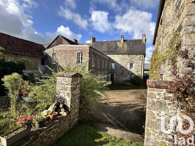 Maison 8 pièces 205 m²