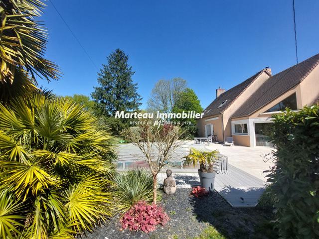 Maison 8 pièces 205 m²