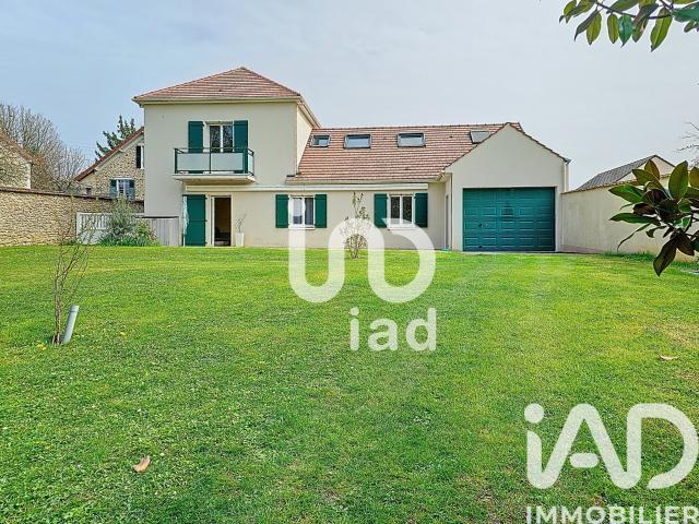 Maison 8 pièces 205 m²