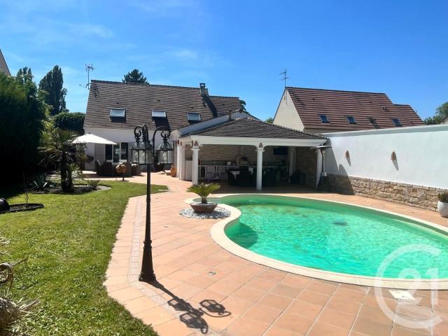 Maison 8 pièces 205 m²