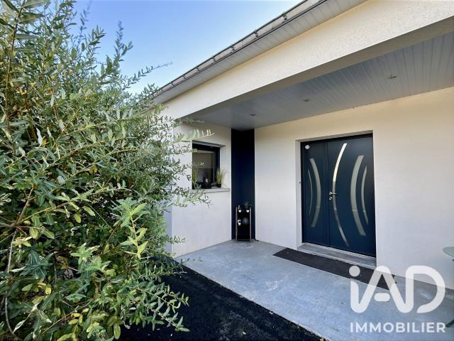 Maison 8 pièces 205 m²