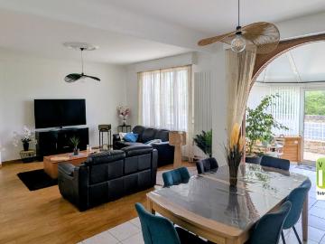 Maison 8 pièces 206 m²