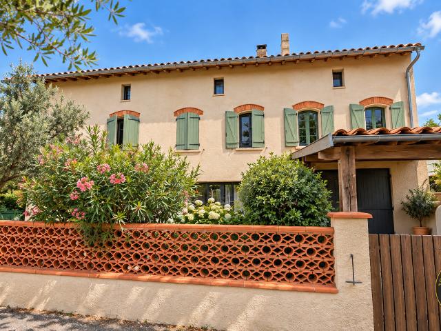 Maison 8 pièces 207 m²