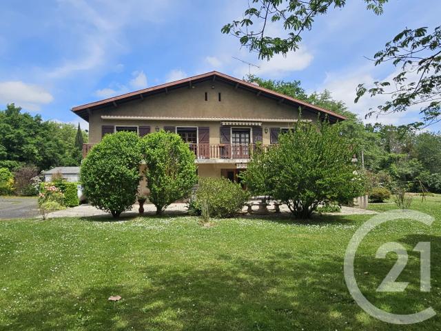 Maison 8 pièces 207 m²