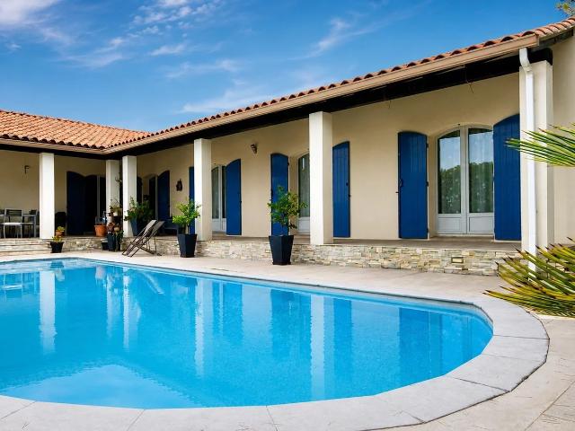 Maison 8 pièces 207 m²