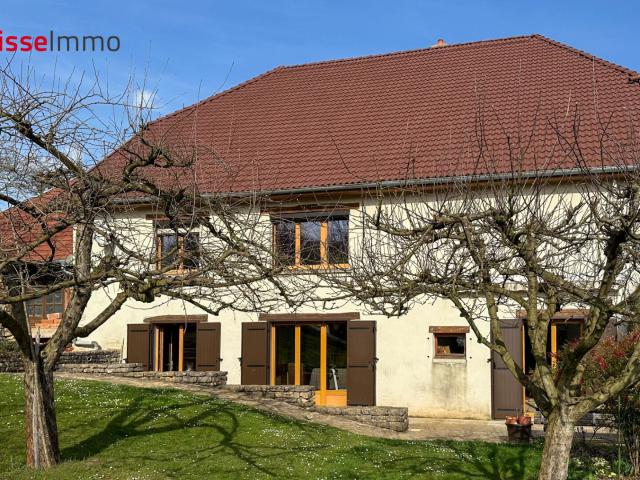 Maison 8 pièces 208 m²