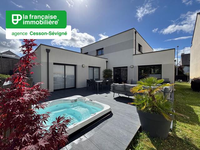 Maison 8 pièces 208 m²